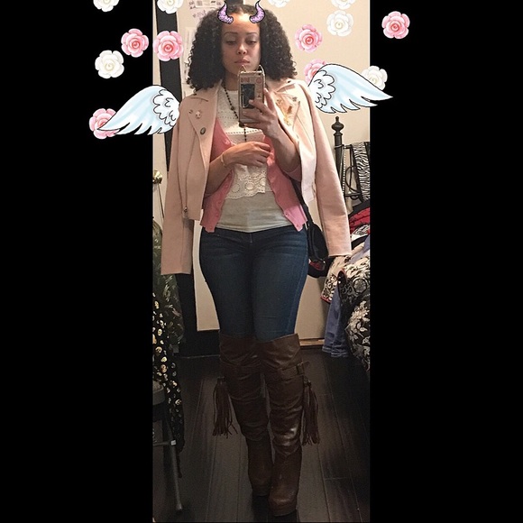 Meet your Posher, Catalina - Picture 2 of 5